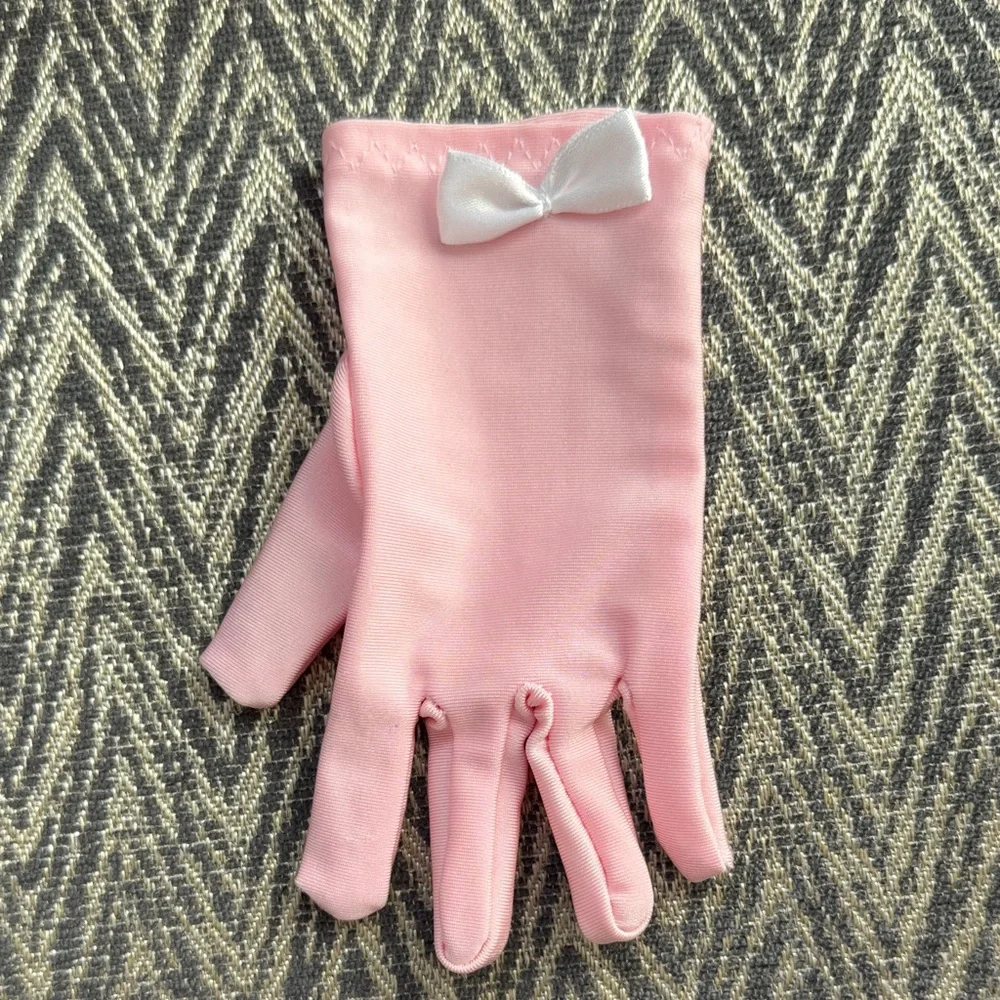 Kids Pink gloves with White Bow, preowned, perfect for a dress up or party!